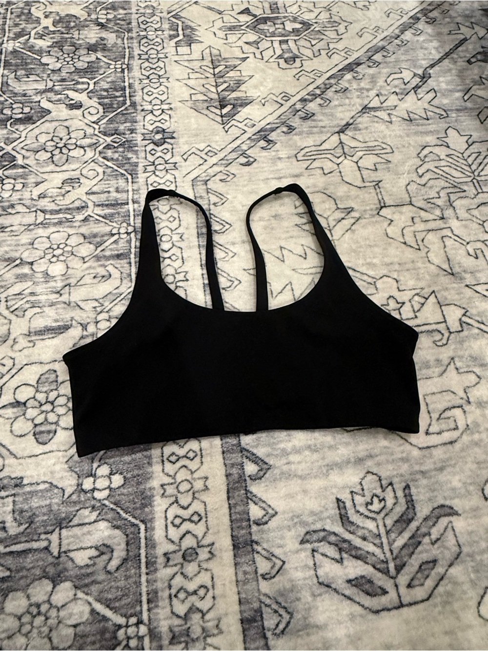 Vuori Women's Yosemite Longline Bra-size small